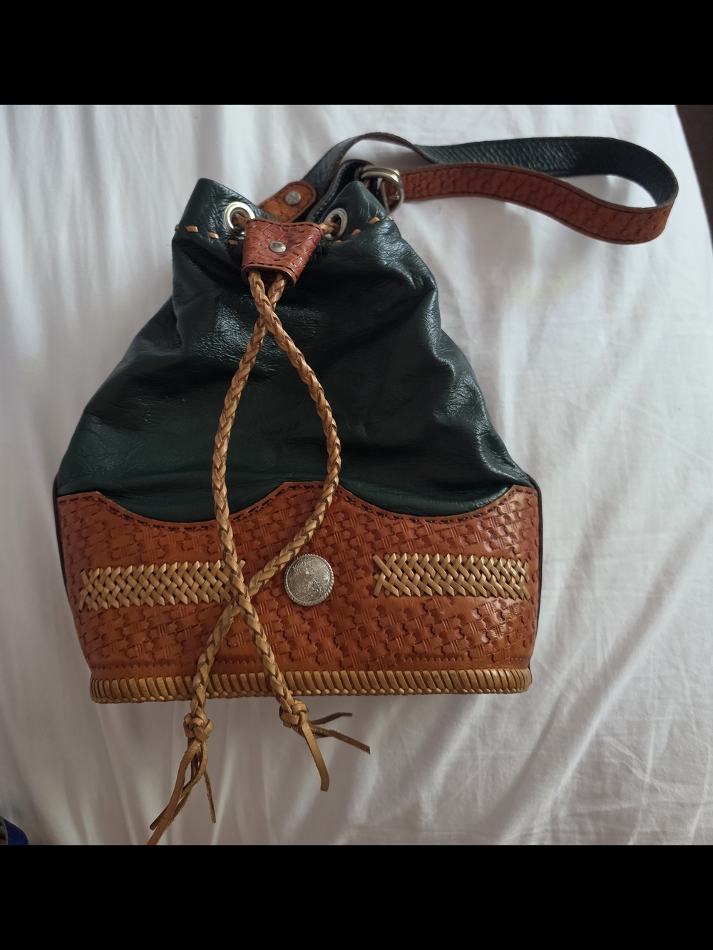 Vintage Americana Leather Bag